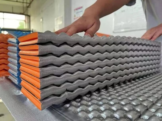 Acquisto all'ingrosso Matto pieghevole antidisponibile per esterni cuscino IXPE Matto di schiuma per escursioni Campeggio Picnic
