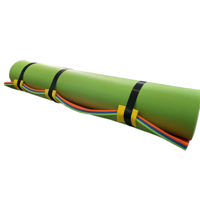 Dimensione personalizzata Color Water Mat Pad galleggiante 3 strati di schiuma XPE resistente alle lacrime con Bungee Tether galleggiante