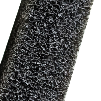 Spuma acustica a celle aperte leggera e resistente alla corrosione per il controllo del rumore industriale