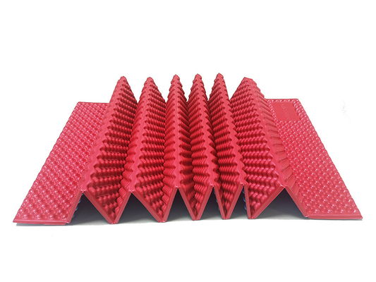 Stoccaggio resistente all'umidità esterno ripiegabile materassi in schiuma IXPE tipo fisarmonica con cinghia elastica materasso compatto