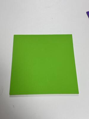 Rotoli di fogli in schiuma EVA colorati e personalizzabili tagliati con precisione su misura, ideali per progetti fai-da-te creativi, imballaggi protettivi e usi industriali