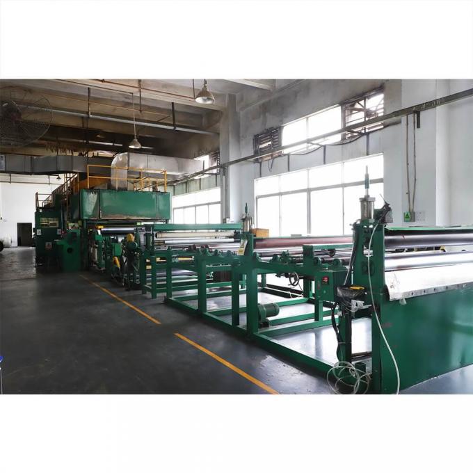 Ingrosso Materassi a doppio ripiegamento in bianco in pellicola di alluminio Cella chiusa IXPE XPE Pad di sonno in schiuma per campeggio impermeabile 2 persone 12